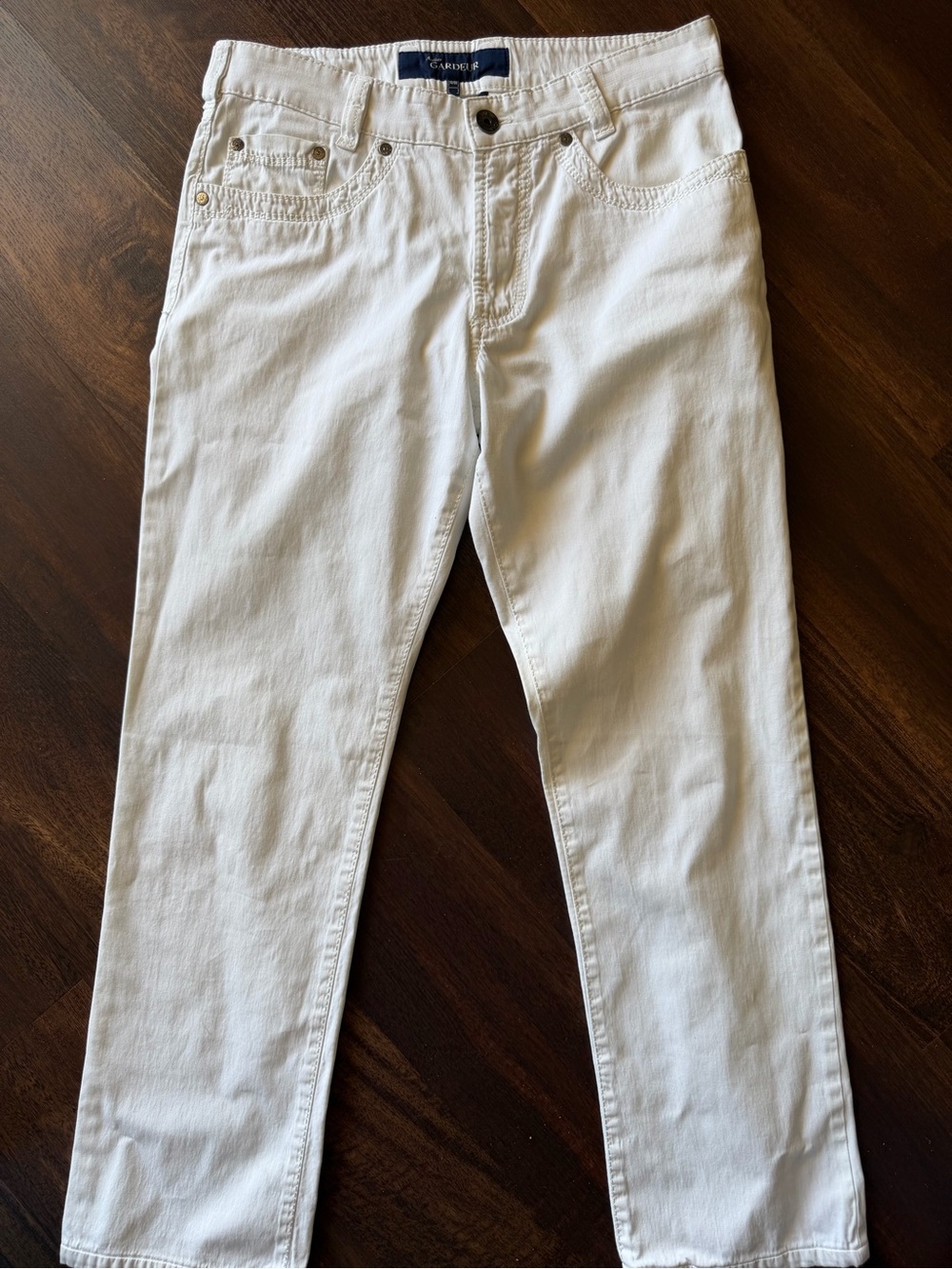 Atelier Gardeur White Men’s Jeans - Classic Straight Fit. 32/30